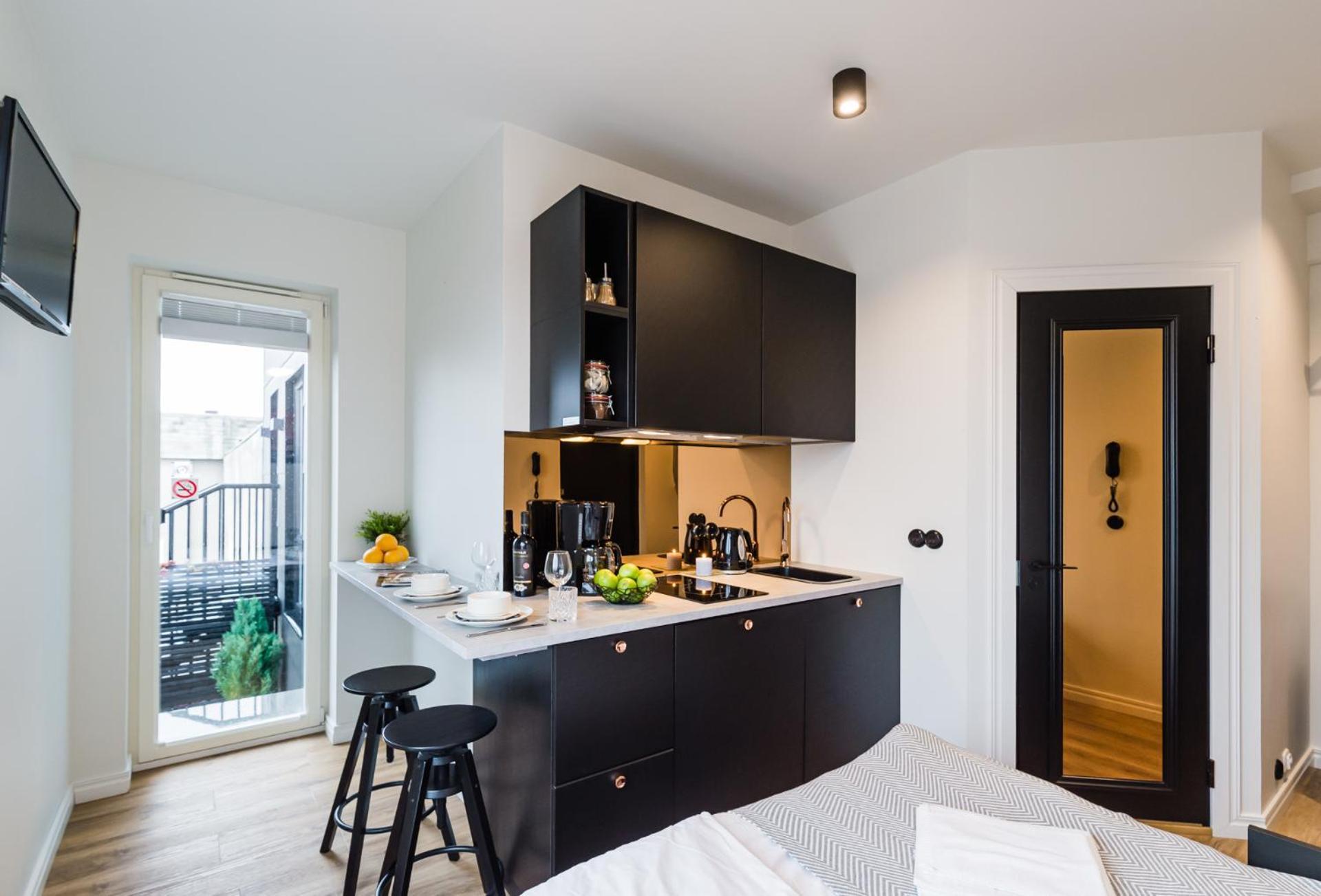 Huoneisto Thomas' - Trendy, & Balcony Tallinna